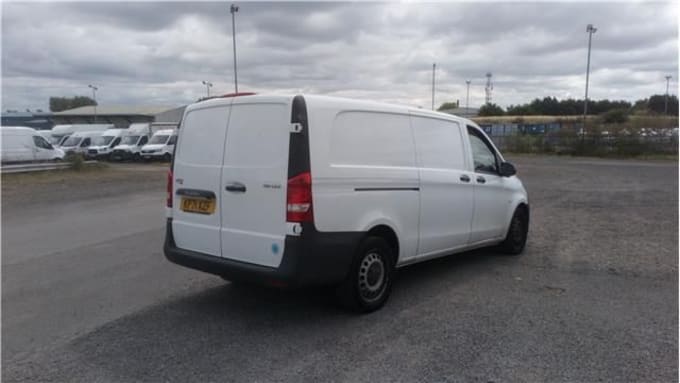 2025 Mercedes-benz Vito