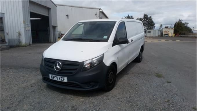 2025 Mercedes-benz Vito