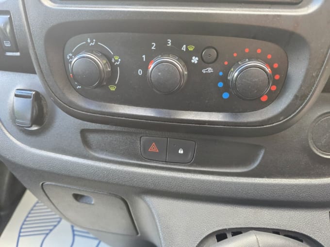 2025 Vauxhall Vivaro