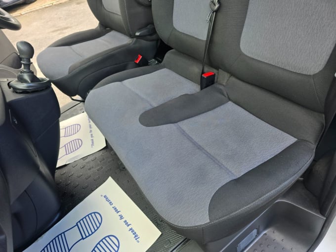 2025 Vauxhall Vivaro