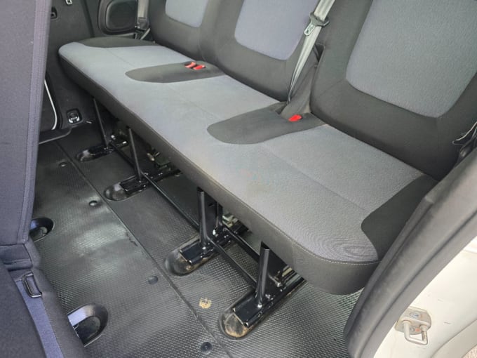2025 Vauxhall Vivaro