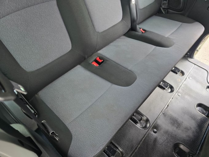2025 Vauxhall Vivaro