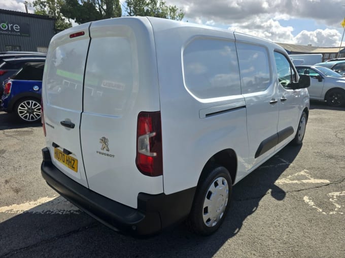 2020 Peugeot Partner