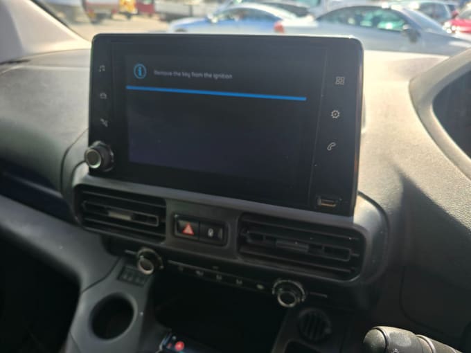 2020 Peugeot Partner