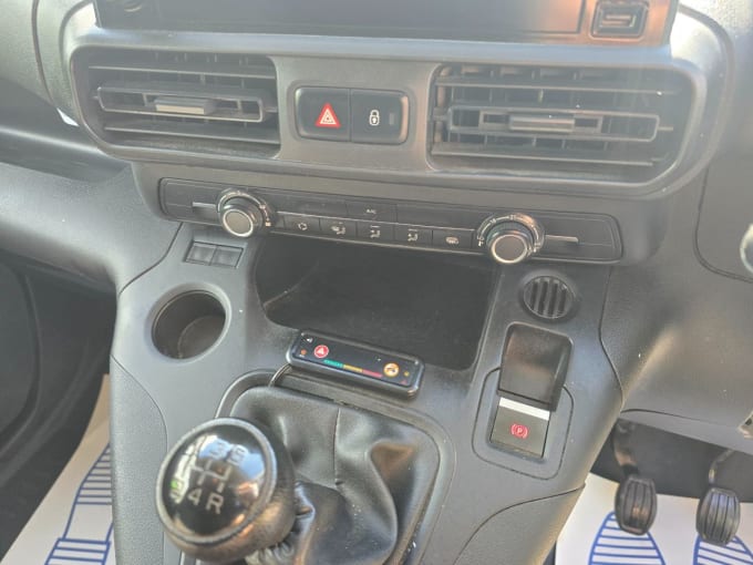2020 Peugeot Partner
