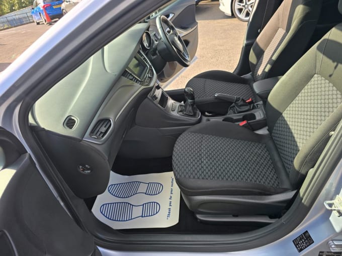 2020 Vauxhall Astra