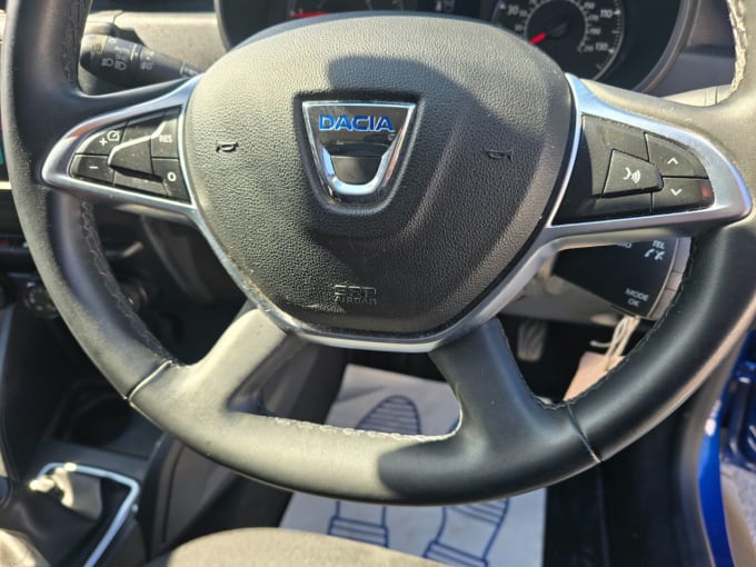 2025 Dacia Duster