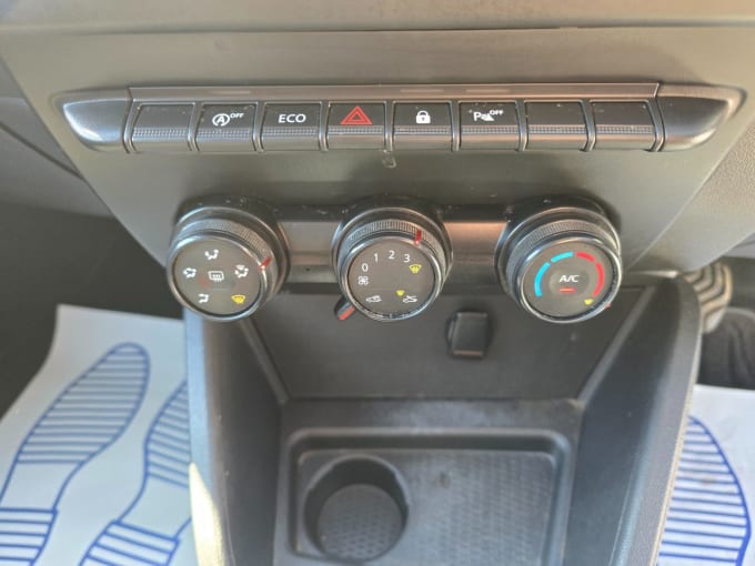 2025 Dacia Duster