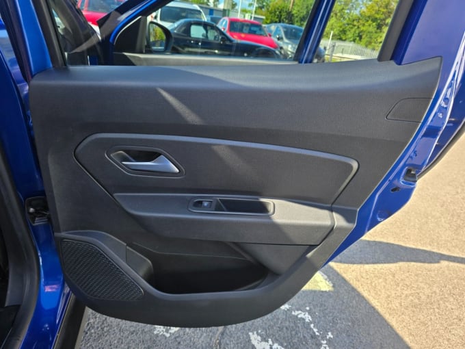 2025 Dacia Duster