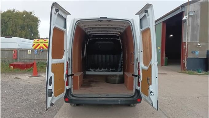 2021 Vauxhall Movano