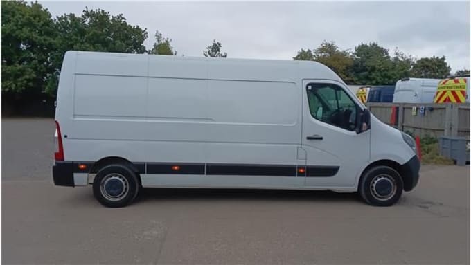 2021 Vauxhall Movano