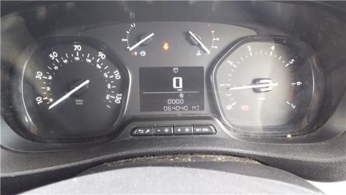 2025 Peugeot Expert