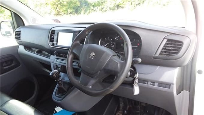 2025 Peugeot Expert