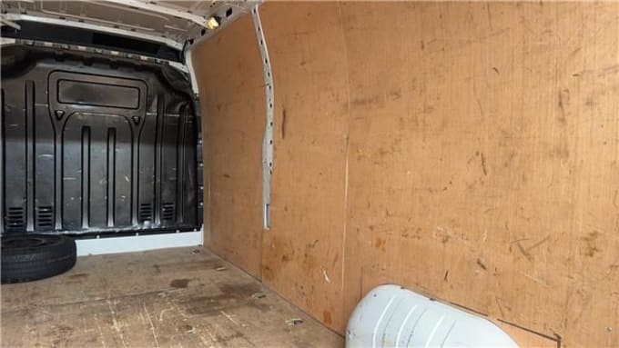2025 Renault Master