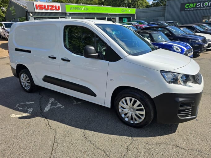 2021 Peugeot Partner