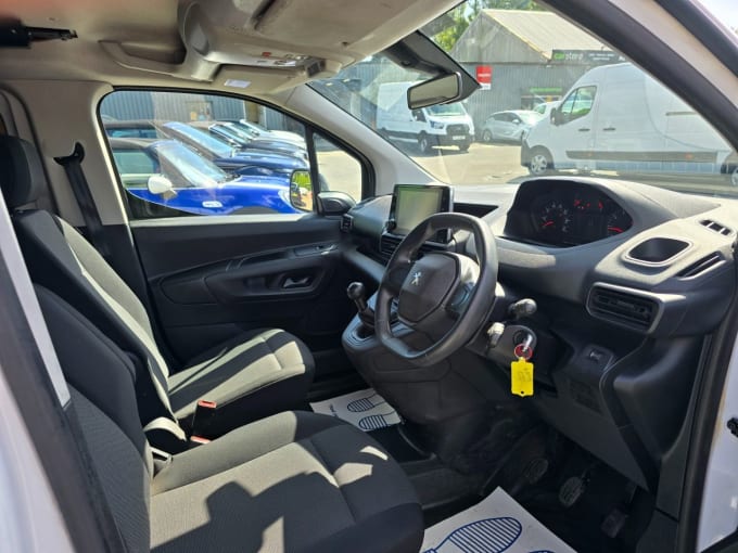 2021 Peugeot Partner