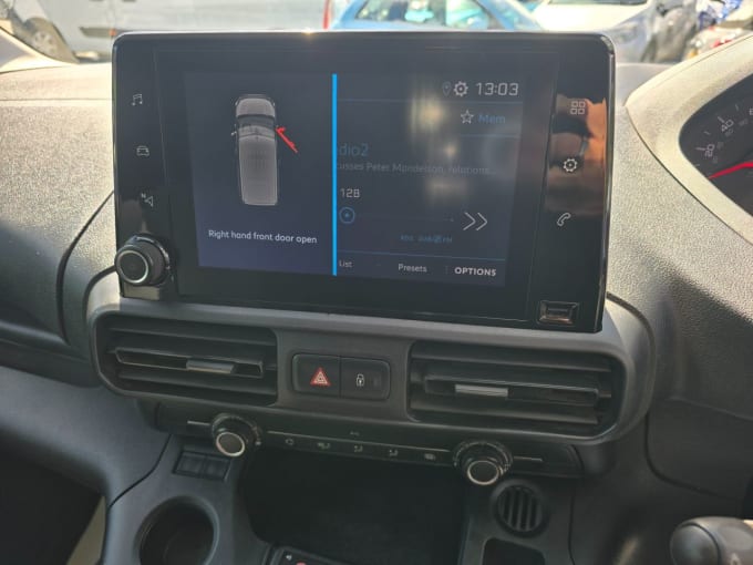 2021 Peugeot Partner