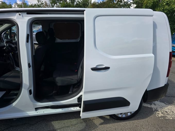 2021 Peugeot Partner