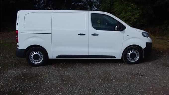 2025 Peugeot Expert