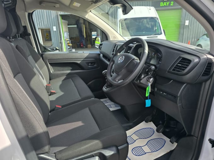 2023 Vauxhall Vivaro