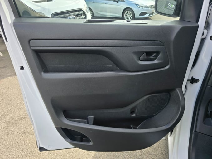 2023 Vauxhall Vivaro
