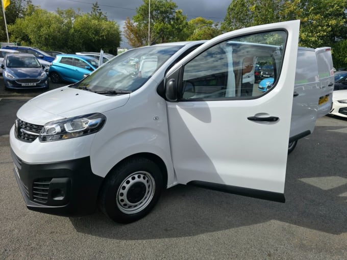2023 Vauxhall Vivaro