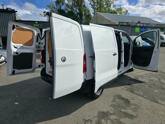 2023 Vauxhall Vivaro