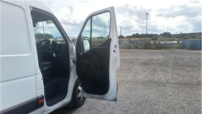 2022 Renault Master