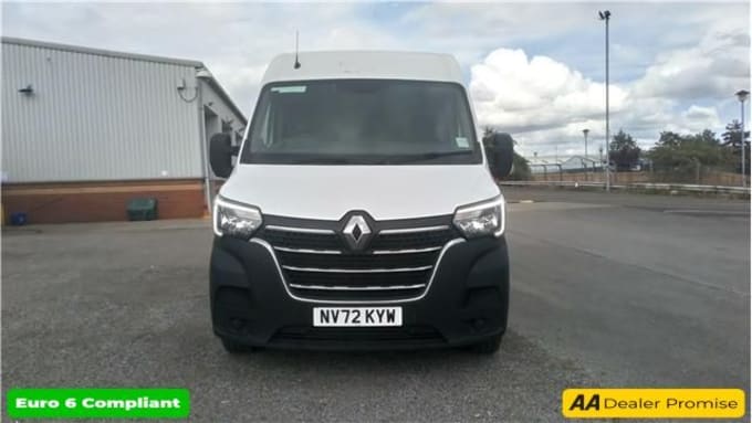 2022 Renault Master