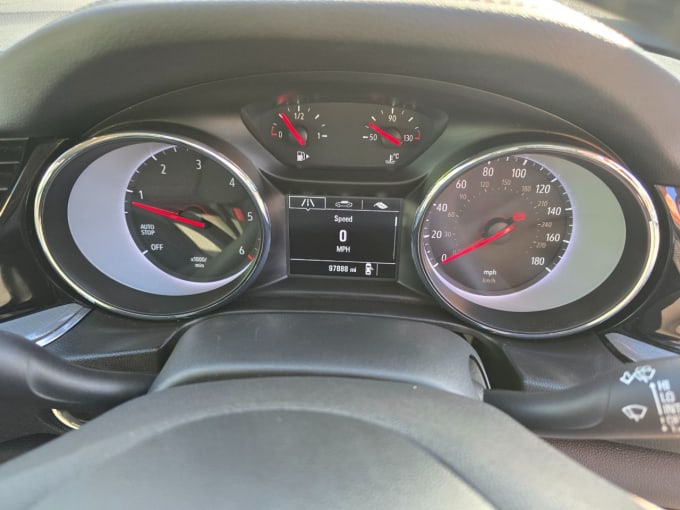 2018 Vauxhall Insignia