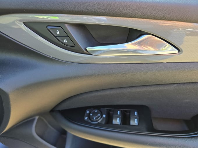 2018 Vauxhall Insignia