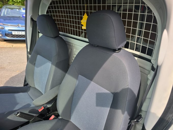 2015 Peugeot Bipper