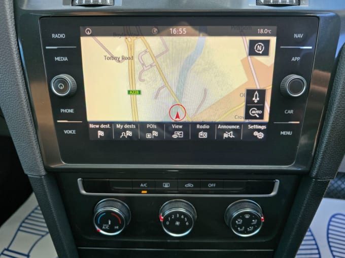 2018 Volkswagen Golf