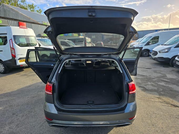 2018 Volkswagen Golf