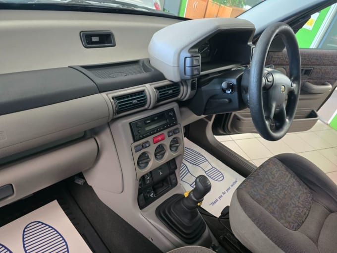 2025 Land Rover Freelander