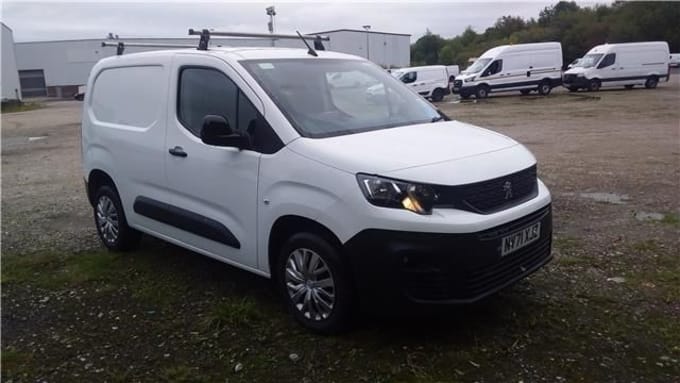 2022 Peugeot Partner