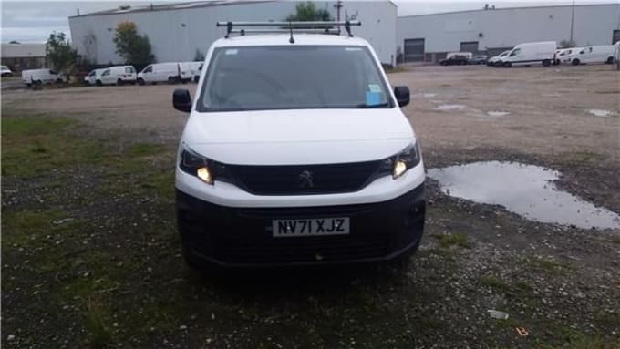 2022 Peugeot Partner