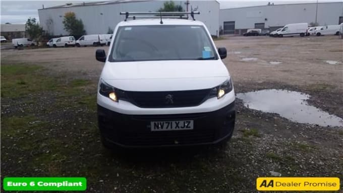 2022 Peugeot Partner