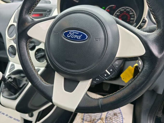 2015 Ford Ka