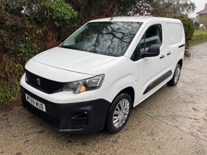 2019 Peugeot Partner