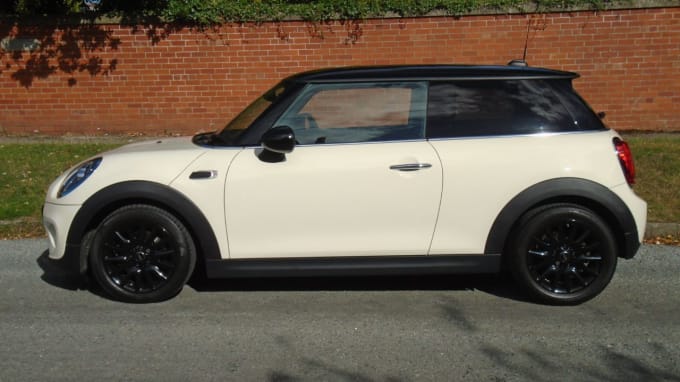 2024 Mini Hatch Cooper