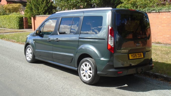 2024 Ford Grand Tourneo Connect