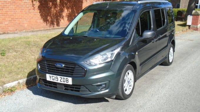 2024 Ford Grand Tourneo Connect