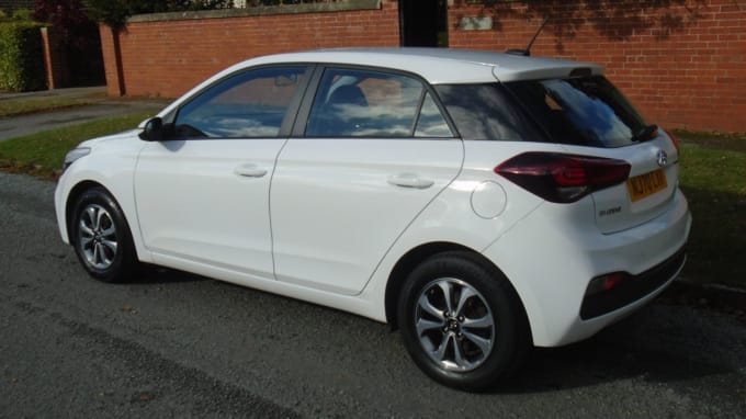 2025 Hyundai I20