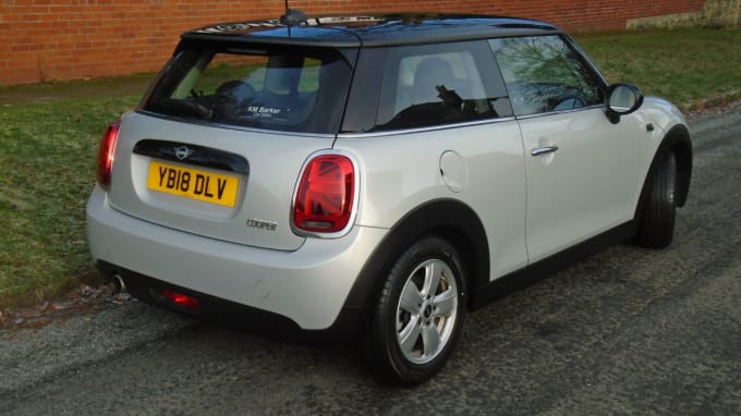 2025 Mini Hatch