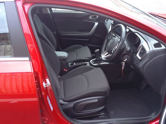 2025 Kia Ceed