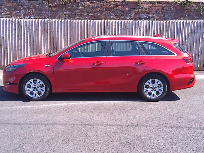 2025 Kia Ceed