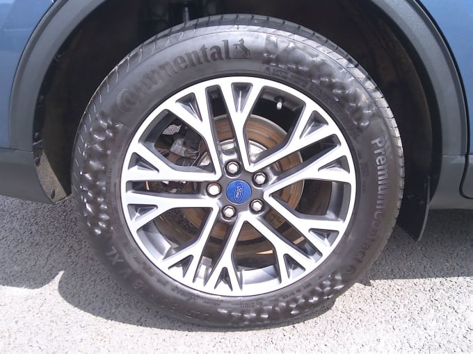 2025 Ford Kuga