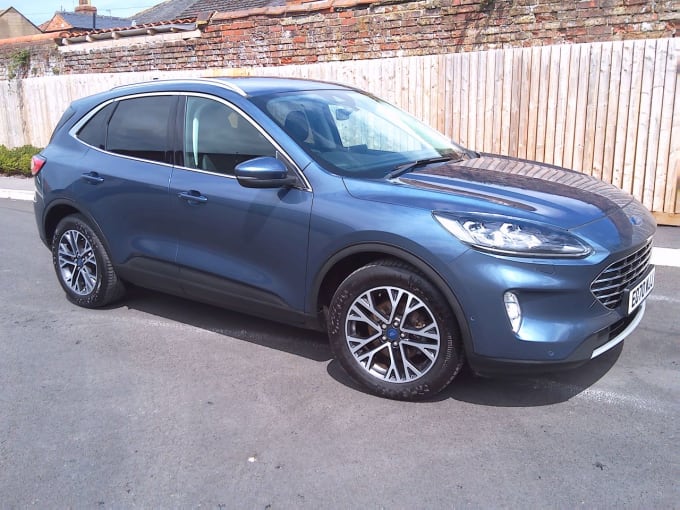 2025 Ford Kuga