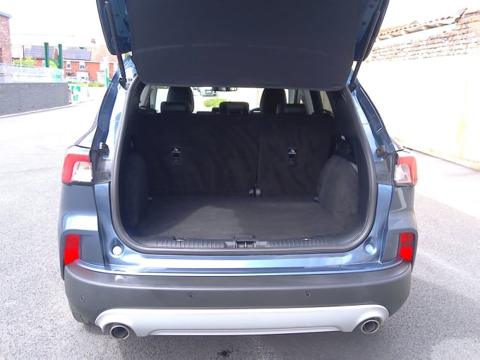 2025 Ford Kuga